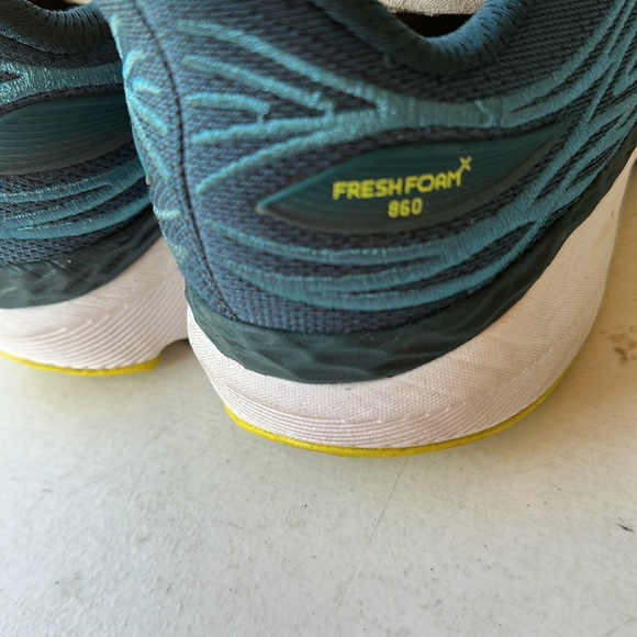 NEW BALANCE |  Men’s Hunter Green Fresh Foam 860 Running Sneakers Size 8.5 - Picture 8 of 11